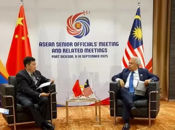 中国和泰国、柬埔寨、马来西亚就柬泰边境冲突交换意见-第1张图片- 中国和泰国、柬埔寨、马来西亚就柬泰边境冲突交换意见-第1张图片-