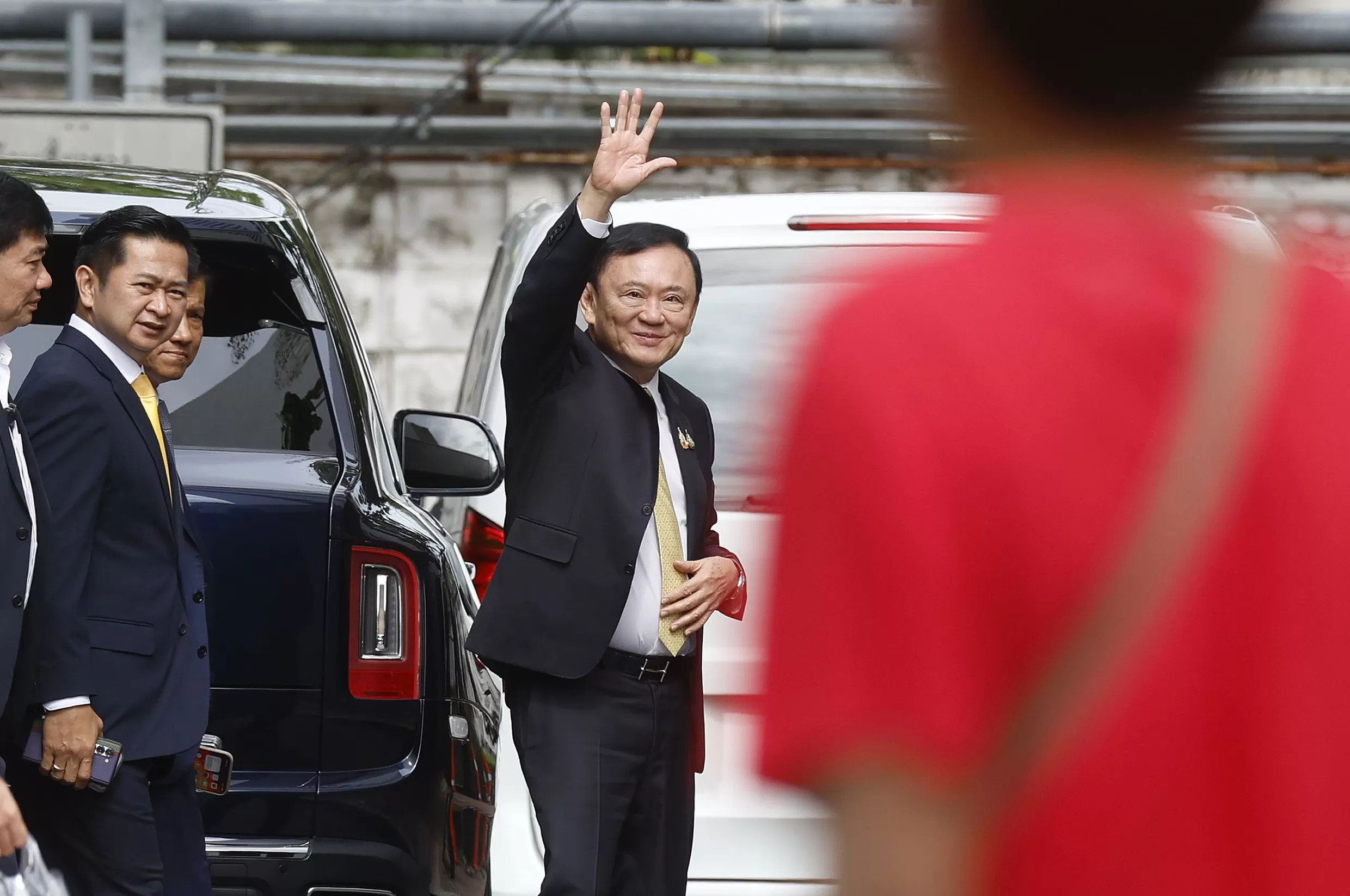 他信回泰国后将于9月9日听取法院裁决,有可能因逃避监禁而入狱-第1张图片- 他信回泰国后将于9月9日听取法院裁决,有可能因逃避监禁而入狱-第1张图片-