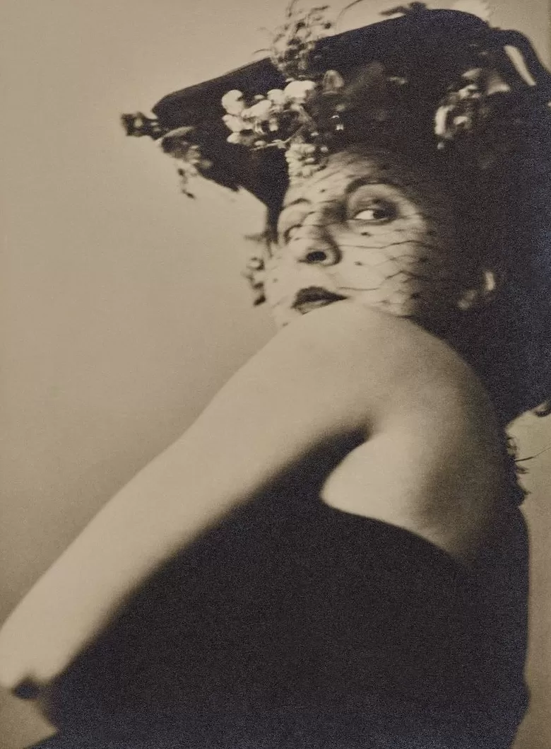 100年前她就开摄影工作室玩自拍了-第19张图片-