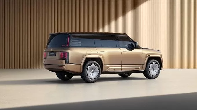 一周新车盘点 | 仰望U8L开启预售 奔腾小马年度更新-第3张图片- 一周新车盘点 | 仰望U8L开启预售 奔腾小马年度更新-第3张图片-