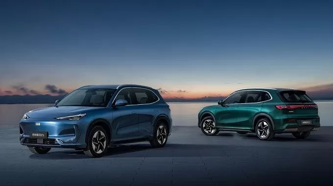 一周新车盘点 | 吉利银河E5年度更新 比亚迪海狮06双动力上市-第2张图片- 一周新车盘点 | 吉利银河E5年度更新 比亚迪海狮06双动力上市-第2张图片-