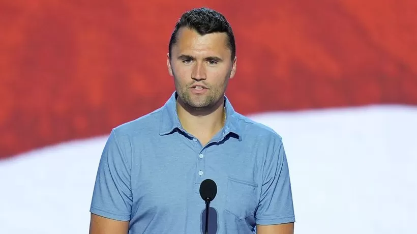 悬赏10万美元、新视频公布，全美搜捕特朗普盟友枪杀案凶手-第4张图片-