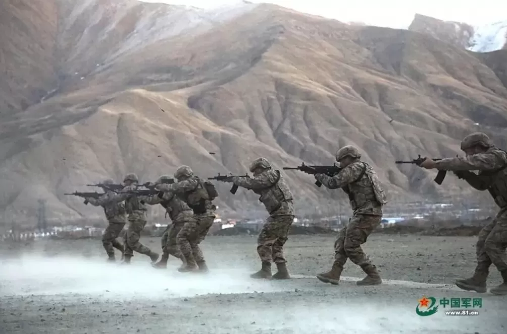 有歼20驾驶证？山东某男子冒充飞行员，与100多女性搞暧昧，诈骗上万元-第16张图片-