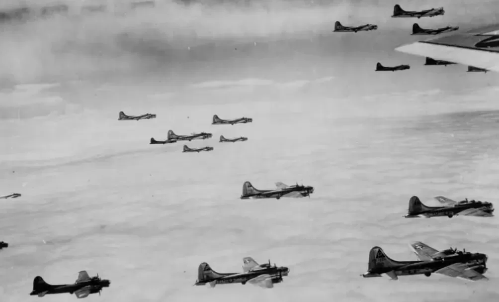 有歼20驾驶证？山东某男子冒充飞行员，与100多女性搞暧昧，诈骗上万元-第25张图片-