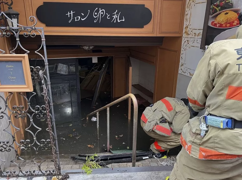 第1现场｜东京破纪录暴雨：JR停运、机场延误、局部停电-第8张图片-