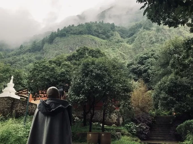 从北京到“大理福尼亚”:一个英国作家在中国的十五年-第9张图片- 从北京到“大理福尼亚”:一个英国作家在中国的十五年-第9张图片-