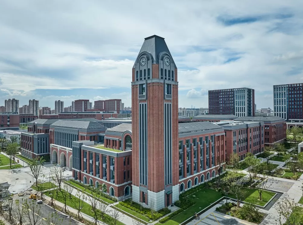 上海交通大学医学院浦东校区正式启用,迎来首批新生-第2张图片- 上海交通大学医学院浦东校区正式启用,迎来首批新生-第2张图片-
