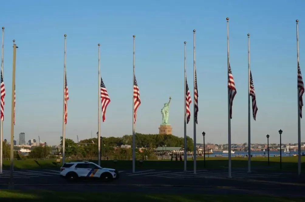 特朗普政治盟友被暗杀，背后是绑架整个社会的公共叙事-第8张图片-