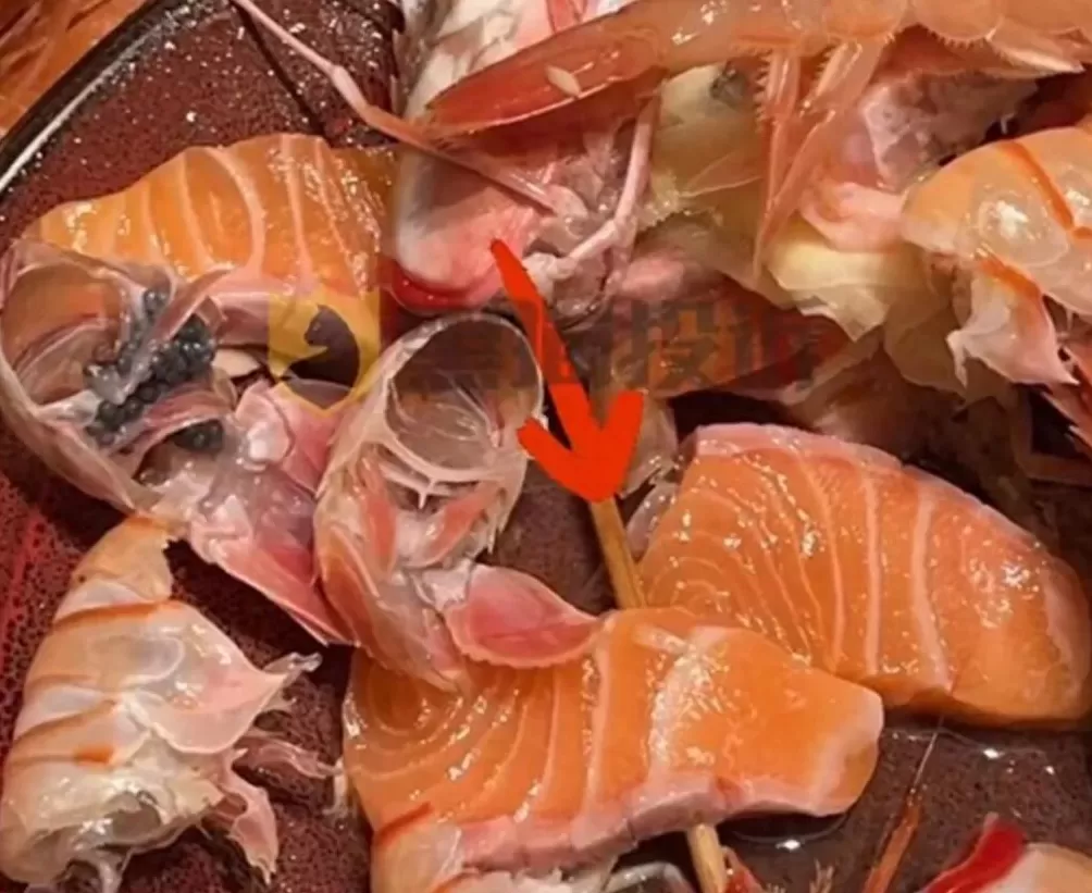 女子吃自助餐剩10片三文鱼被要求赔偿-第2张图片-