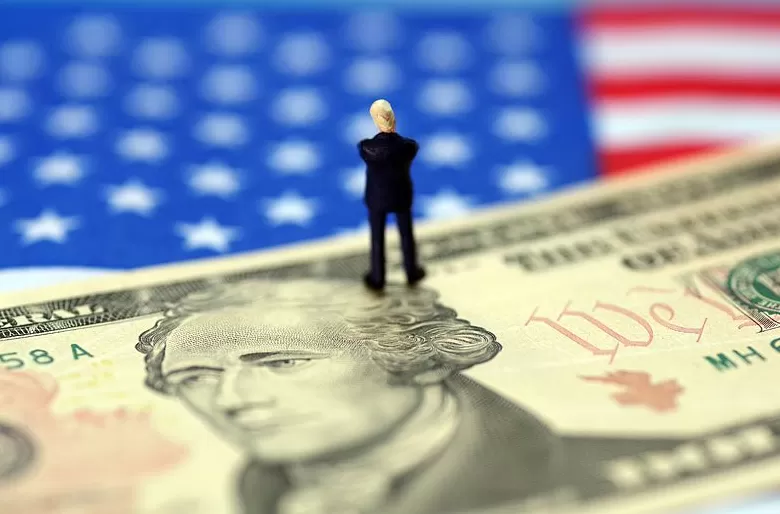 美国财长本周五起面试鲍威尔接任者，候选名单扩大至11人-第1张图片-