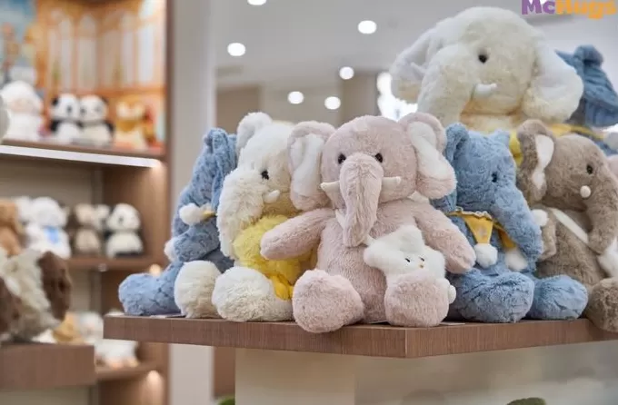 Vivienne Westwood《她和她的珠宝展》开展，TUMI途明中国首家旗舰店落地上海｜是日美好事物-第4张图片-