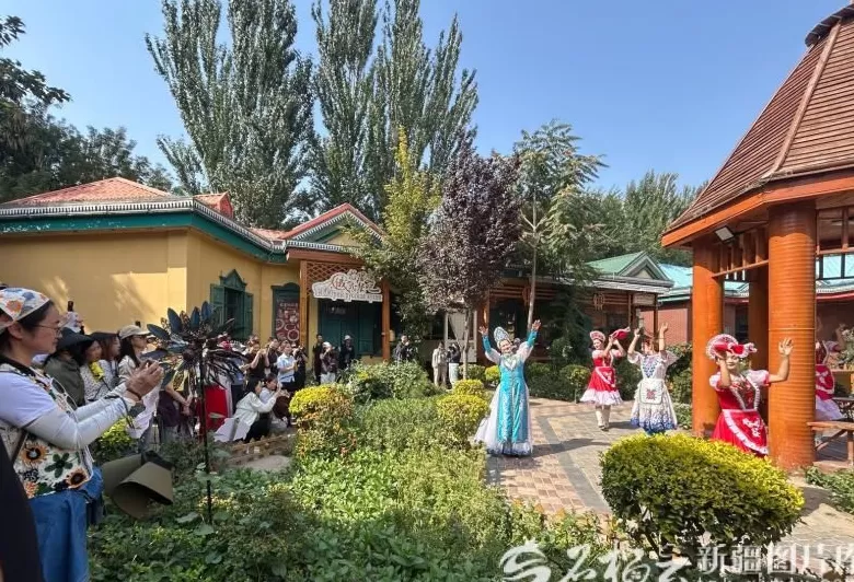 砥砺奋进七十载天山南北谱华章丨活力新疆奔涌向前-第1张图片-