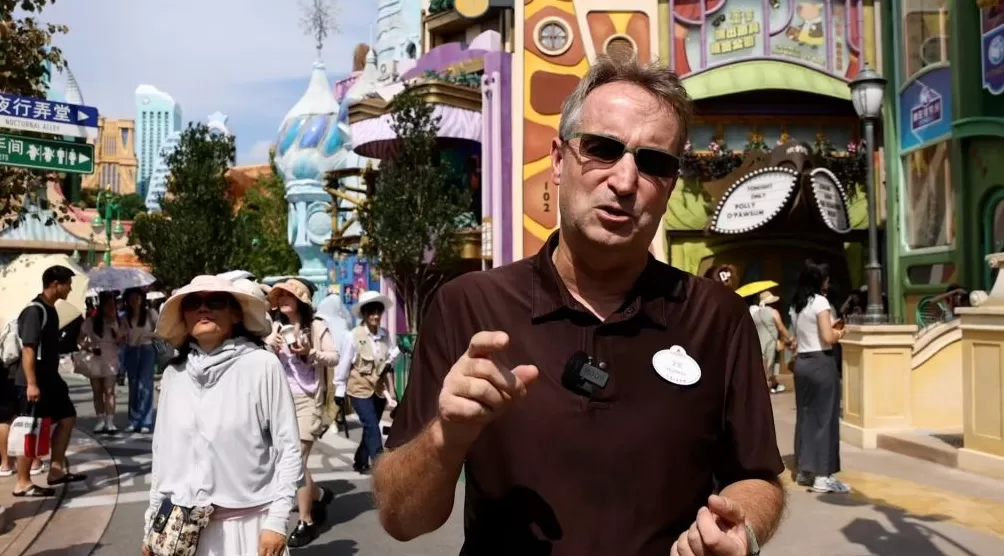 从外交官到迪士尼高管，加拿大人王凯：都是为中西方搭桥梁-第3张图片-