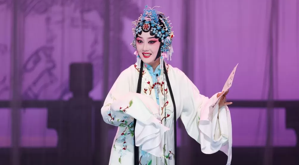 30余处华丽高音，京剧《诗文会》展现高亢华美张派唱腔-第3张图片-