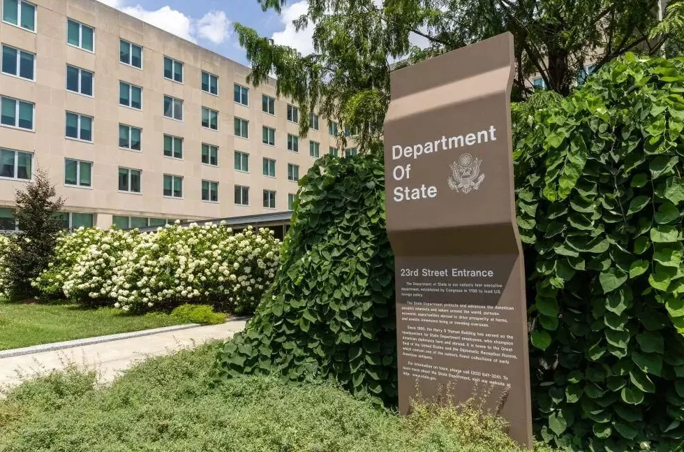 美国警告外籍网民-第1张图片-