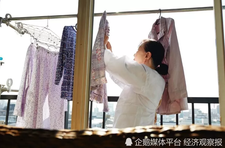 千万老漂族，困在养孩子的义务中-第1张图片-