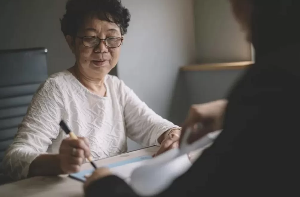 老人录视频遗嘱将房产留给儿女为何被法院判定无效？-第3张图片-