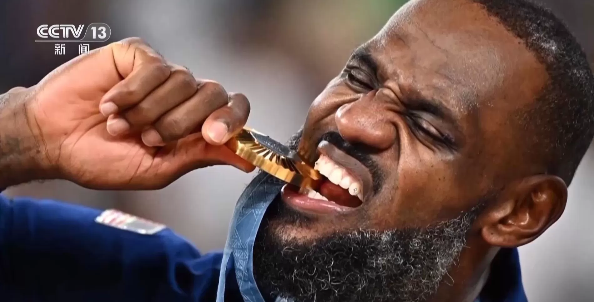 詹姆斯接受央视专访:22年“超长待机”有何秘诀?对青少年有啥建议?-第3张图片- 詹姆斯接受央视专访:22年“超长待机”有何秘诀?对青少年有啥建议?-第3张图片-