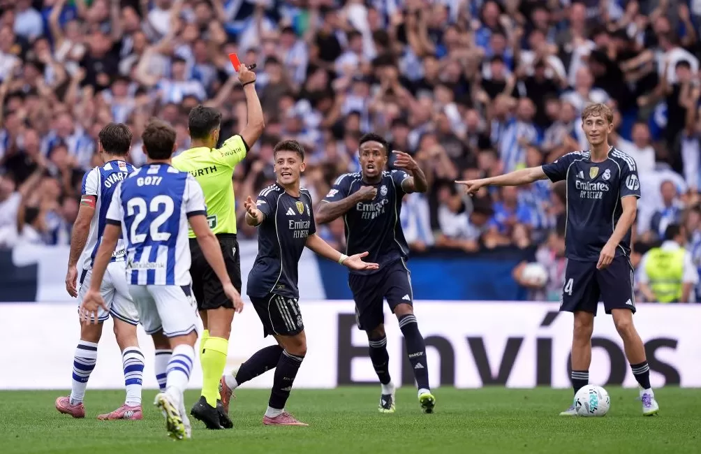 体坛联播|皇马向国际足联申诉裁判,国乒包揽澳门赛女单四强-第1张图片- 体坛联播|皇马向国际足联申诉裁判,国乒包揽澳门赛女单四强-第1张图片-