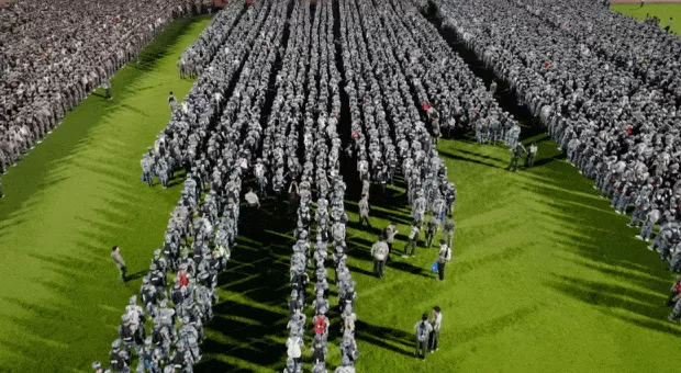 超燃！清华、上海交大等高校新生夜间拉练20公里-第8张图片-