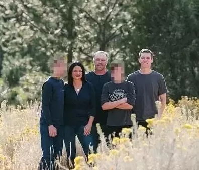 震动美国的刺杀案凶手,被慈父大义灭亲了-第3张图片- 震动美国的刺杀案凶手,被慈父大义灭亲了-第3张图片-