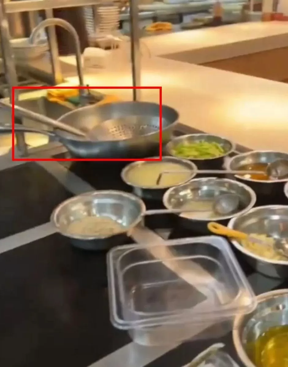 用转基因油、用漏勺疏通下水道?西贝已暂停后厨开放-第1张图片- 用转基因油、用漏勺疏通下水道?西贝已暂停后厨开放-第1张图片-