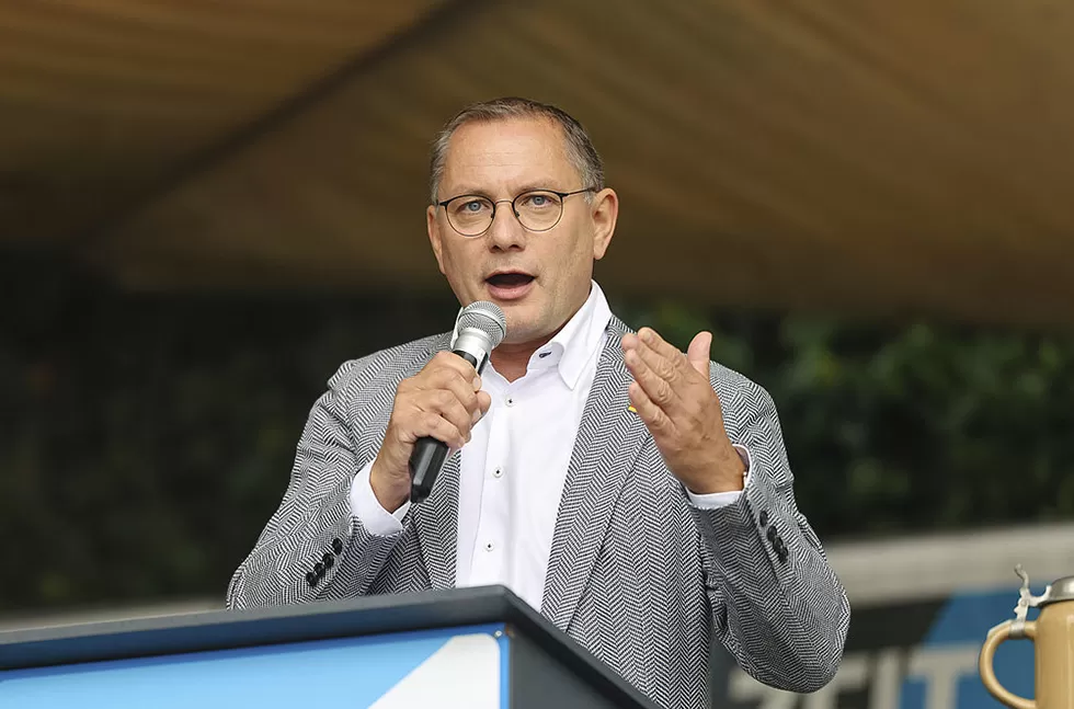 德国政治右倾又一迹象:“风向标选举”中选择党得票翻倍-第1张图片- 德国政治右倾又一迹象:“风向标选举”中选择党得票翻倍-第1张图片-