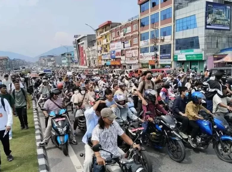 73岁女法官临危受命,接手高原山国“烫手山芋”-第4张图片- 73岁女法官临危受命,接手高原山国“烫手山芋”-第4张图片-