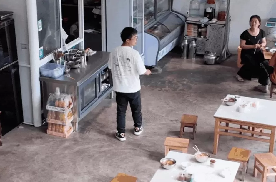 一碗米线，为何收到两笔付款？-第2张图片-