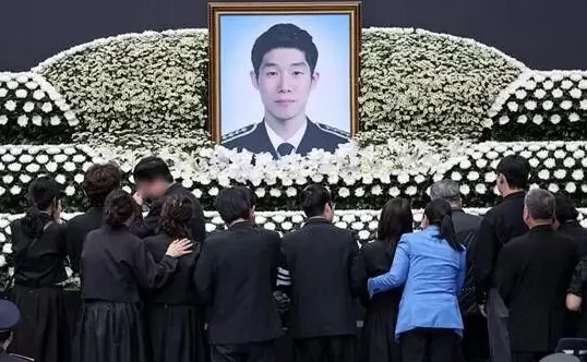 怎么看韩国海警李宰硕离世与志愿军烈士遗骸回国?-第1张图片- 怎么看韩国海警李宰硕离世与志愿军烈士遗骸回国?-第1张图片-