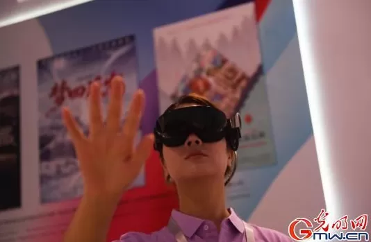 指尖触千年数字焕新生——2025年世界互联网大会文化遗产数字化精品展掠影-第6张图片- 指尖触千年数字焕新生——2025年世界互联网大会文化遗产数字化精品展掠影-第6张图片-