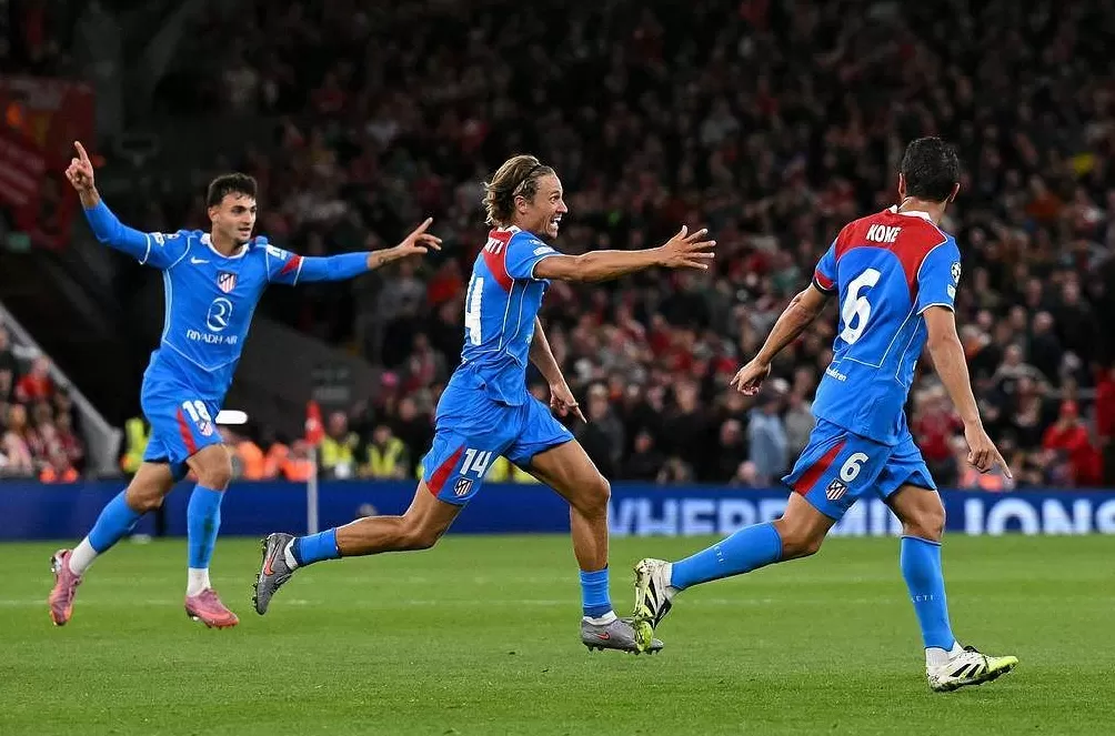 绝杀剧本走天下！利物浦“卡点”进球，只怪前场太富裕？-第5张图片-