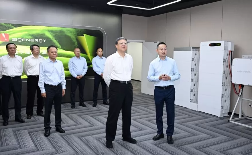 更好发挥试验田和增长极作用！陈吉宁调研临港新片区并主持召开座谈会-第3张图片-