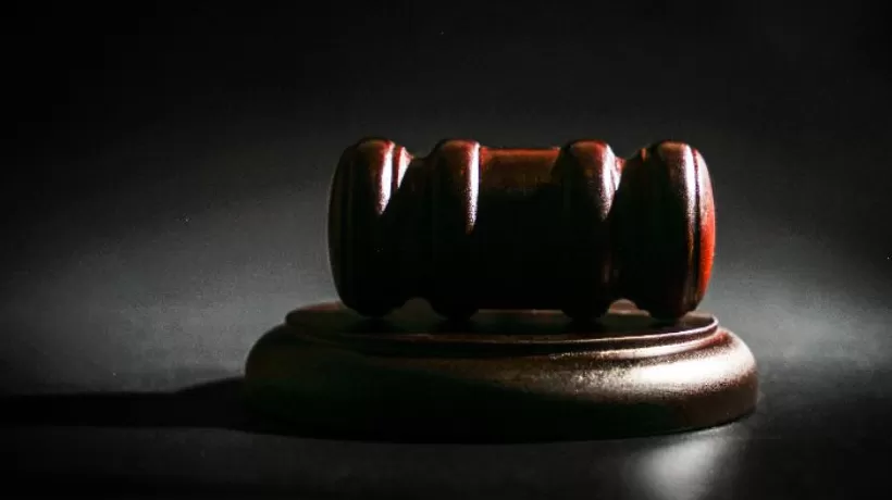 索要千万逼死前夫,翟欣欣犯敲诈勒索罪被判有期徒刑12年-第1张图片- 索要千万逼死前夫,翟欣欣犯敲诈勒索罪被判有期徒刑12年-第1张图片-