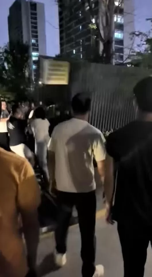 百万房价小区里的公租房，两边住户都委屈-第5张图片-