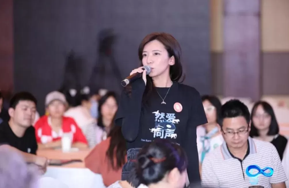 囚鲸之死：一名女驯鲸师的觉醒-第1张图片-