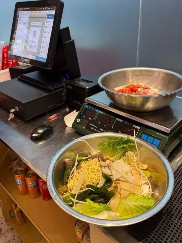 月薪3万，也不敢吃“快餐界爱马仕”-第13张图片-