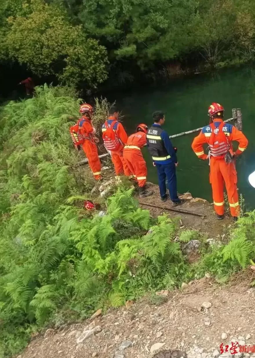 2岁女童家门口失踪10多天已不幸离世，家属：人是在石缝里找到的-第1张图片-