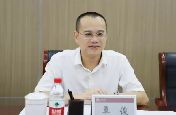 当选区长2个月被查，官方披露：覃俊跑官要官-第1张图片-