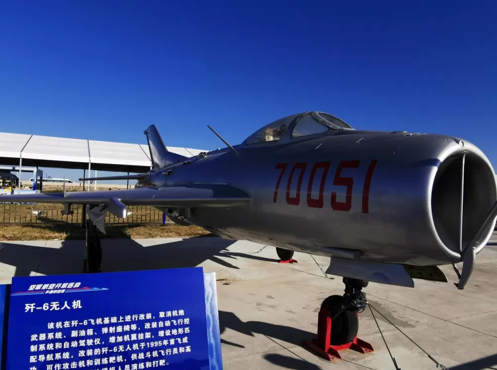 多图｜歼-6无人机首次公开，可作为攻击机-第3张图片-