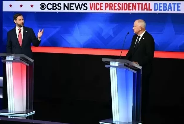 哈里斯新书披露败选内幕“拳打脚踢”民主党同僚-第2张图片-