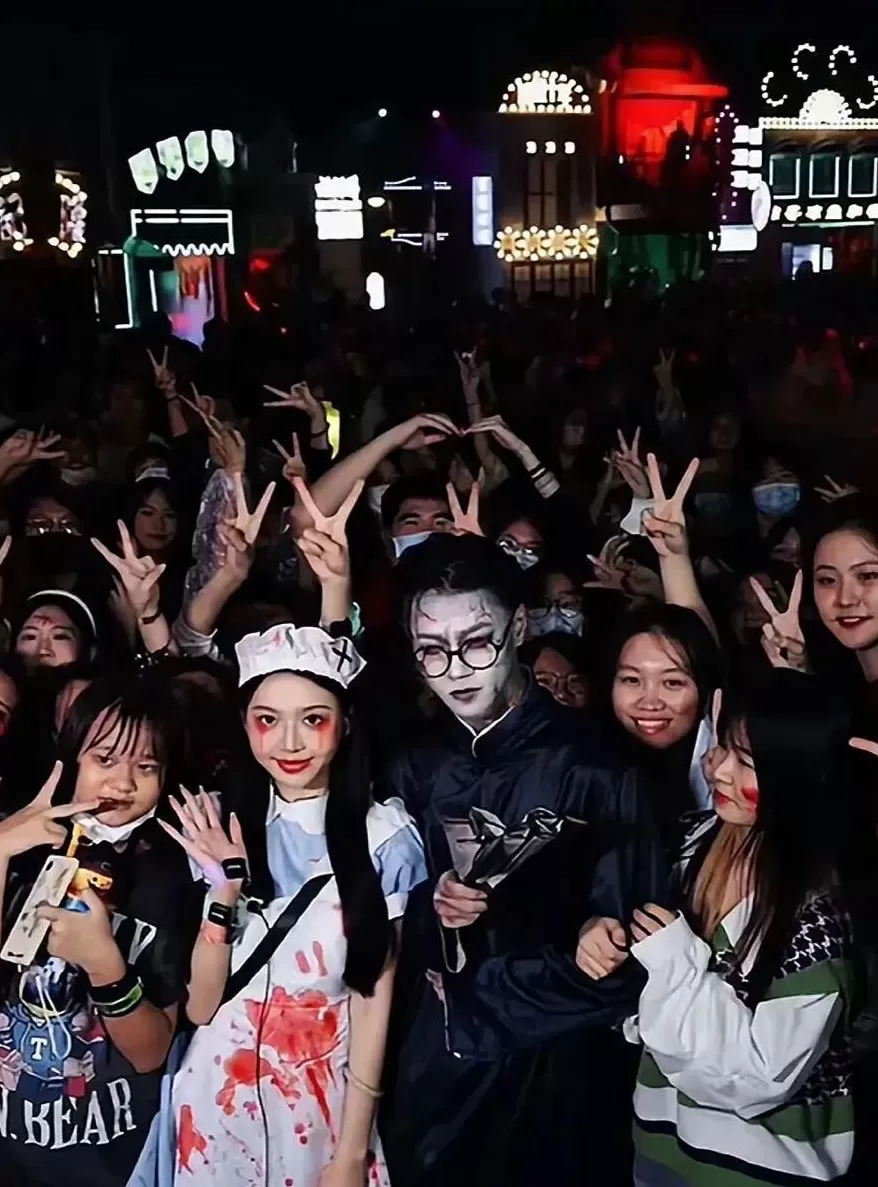 男色经济，围猎女性欲望-第12张图片-