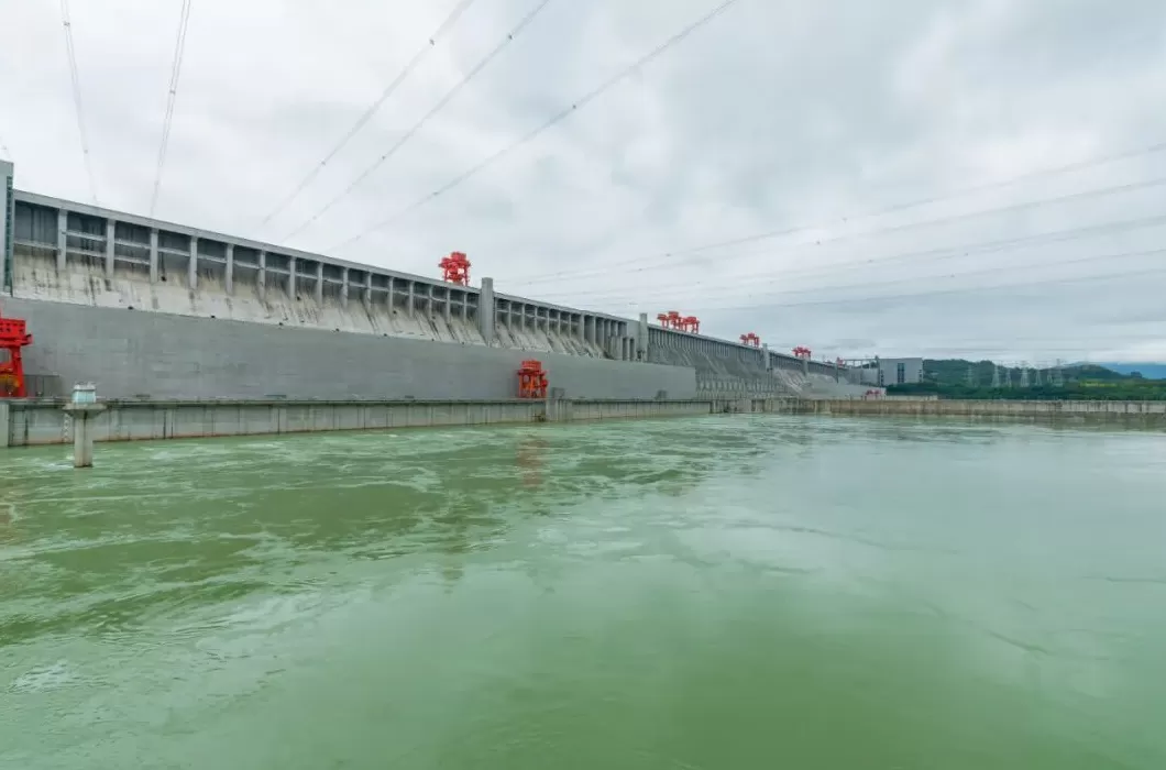 三峡水库迎来今年最大洪水过程-第3张图片-