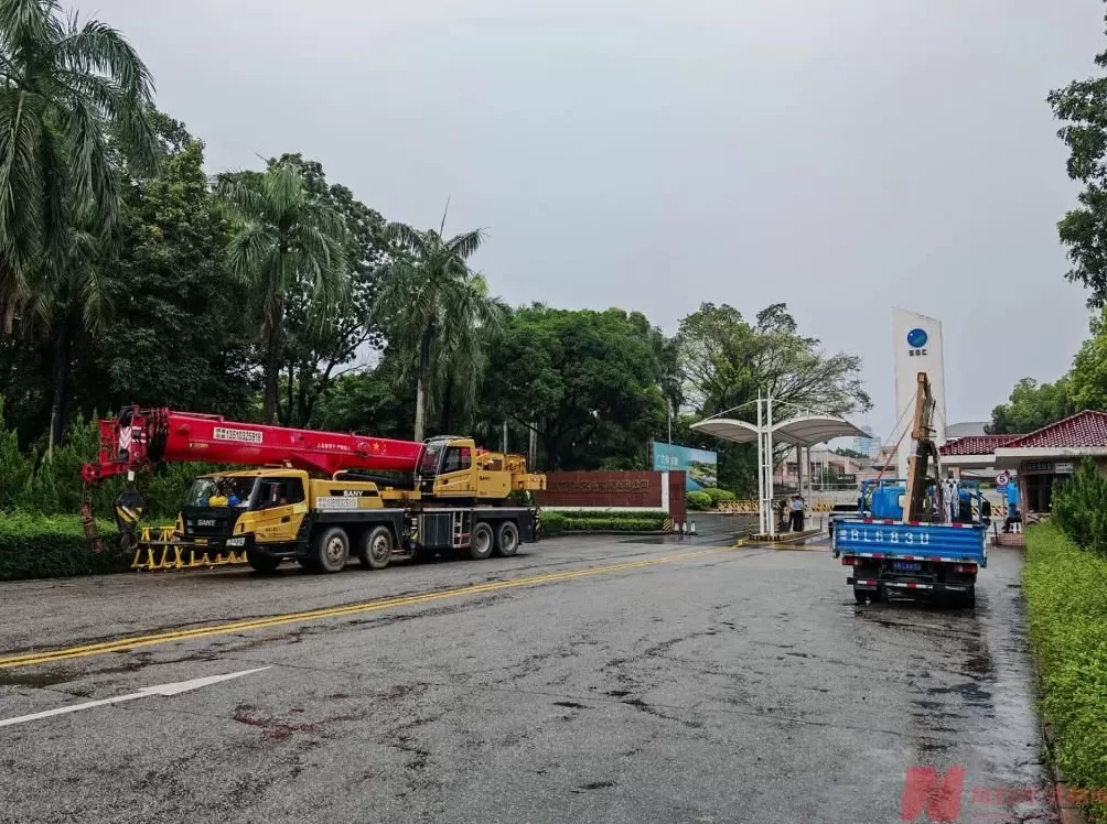 深圳首个高尔夫球场“退役”，安保人员：被政府部门接管-第1张图片-