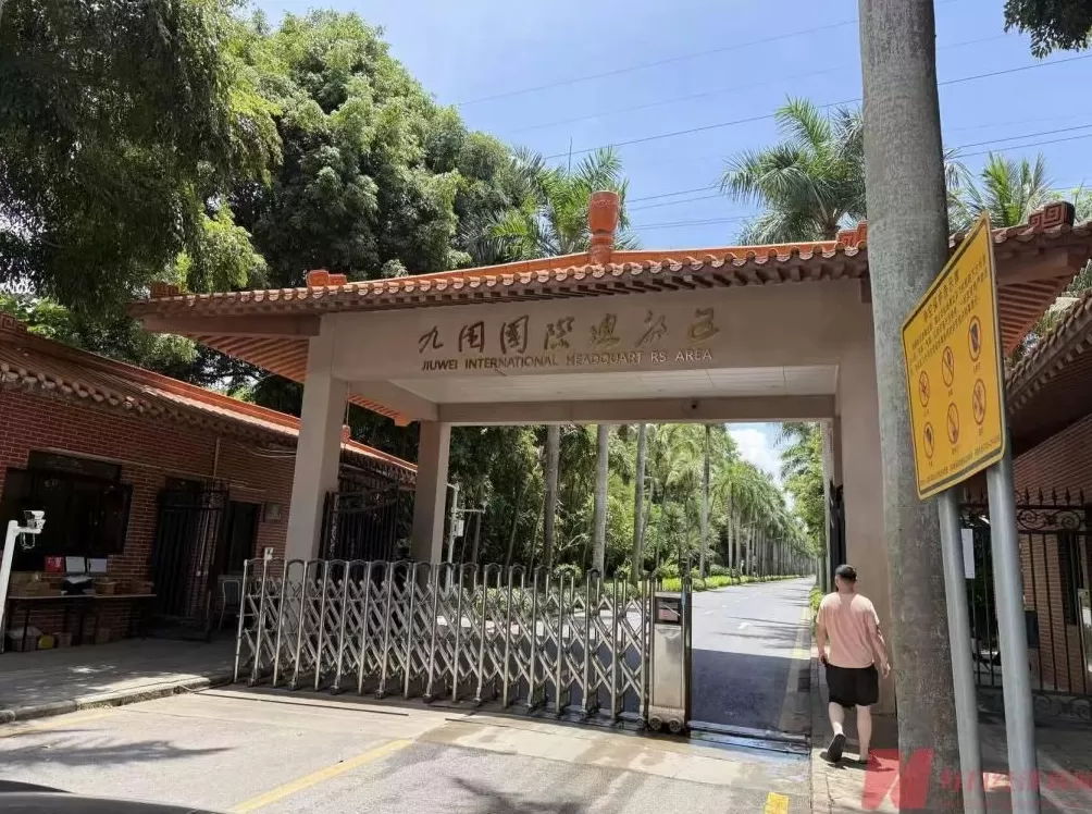 深圳首个高尔夫球场“退役”，安保人员：被政府部门接管-第9张图片-