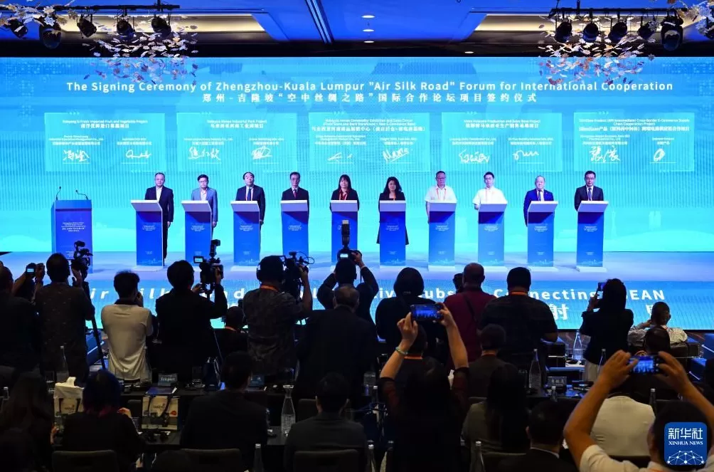 国际观察|中马跨境“双枢纽”建设助力“空中丝绸之路”发展-第1张图片- 国际观察|中马跨境“双枢纽”建设助力“空中丝绸之路”发展-第1张图片-