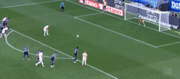 体坛联播｜C罗再刷生涯进球纪录，十人曼联赢球保阿莫林帅位-第13张图片-