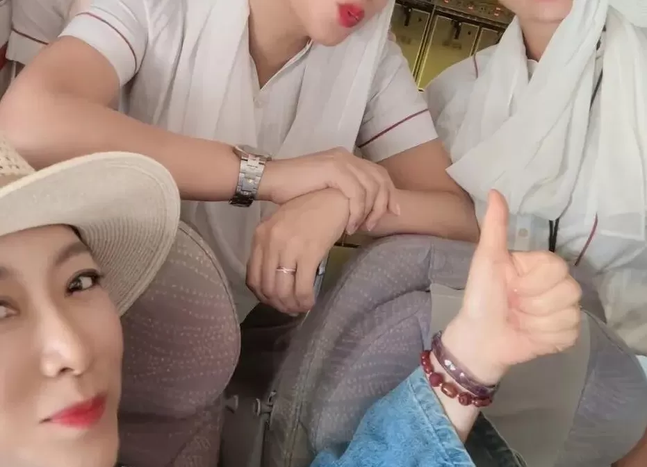 退休后，上海妈妈抛下一切：他们说我疯了，其实我是真正醒了！女儿发声-第4张图片-