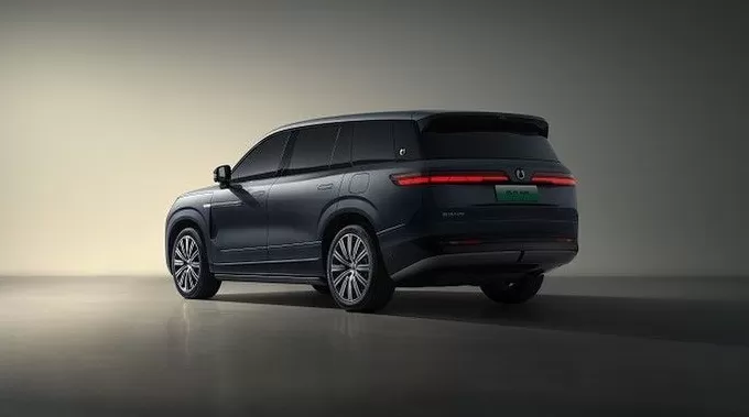 一周新车盘点 | 仰望U9赛道版首秀 上汽奥迪E5 Sportback正式上市-第12张图片- 一周新车盘点 | 仰望U9赛道版首秀 上汽奥迪E5 Sportback正式上市-第12张图片-