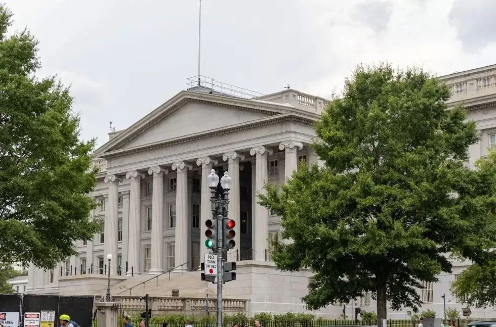 特朗普发文推广“特朗普金卡”:个人100万美元,企业200万美元,快来购买吧-第3张图片- 特朗普发文推广“特朗普金卡”:个人100万美元,企业200万美元,快来购买吧-第3张图片-